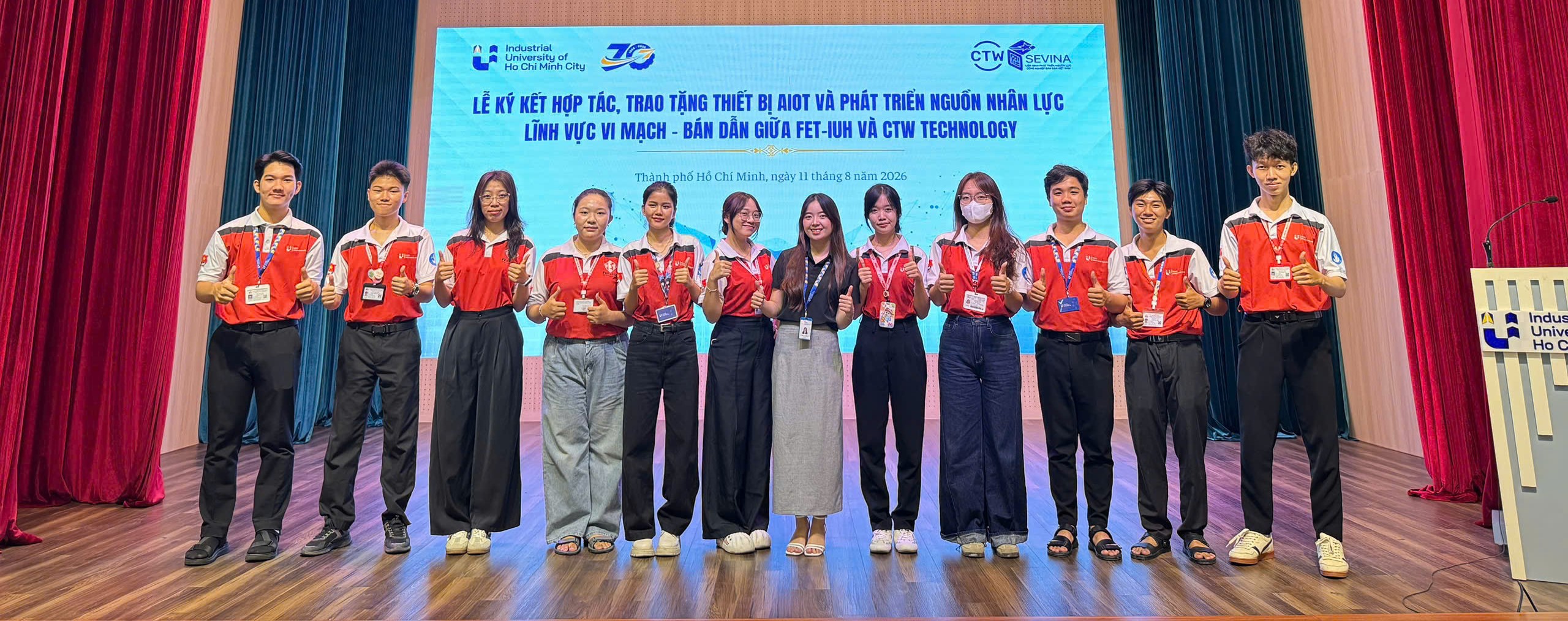Banner hoạt động